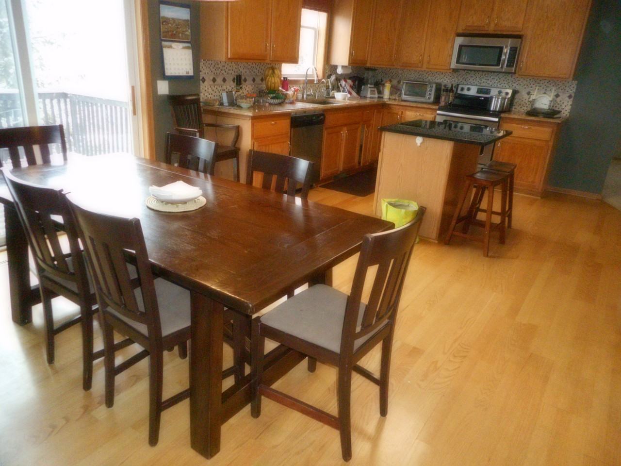 4915 Olive Ln N - Photo 3 of 12