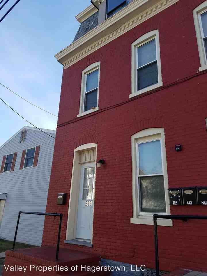 256-258 S Locust St. - Photo 2 of 7