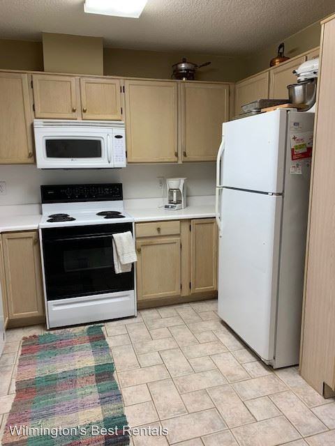 6006 Caddy Cir - Photo 3 of 17
