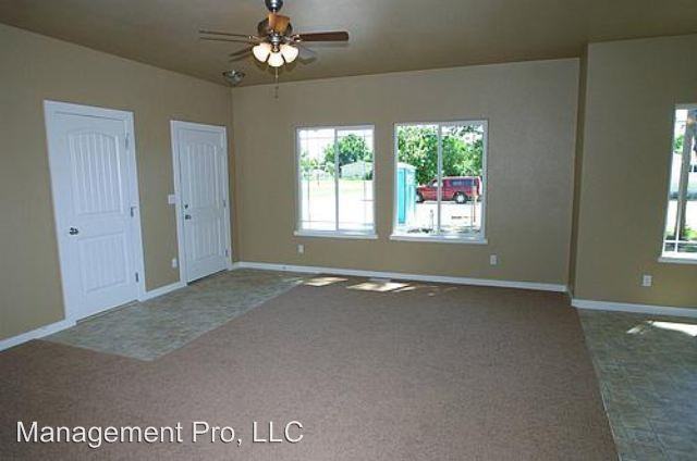 10002 Utahna Road - Photo 2 of 11