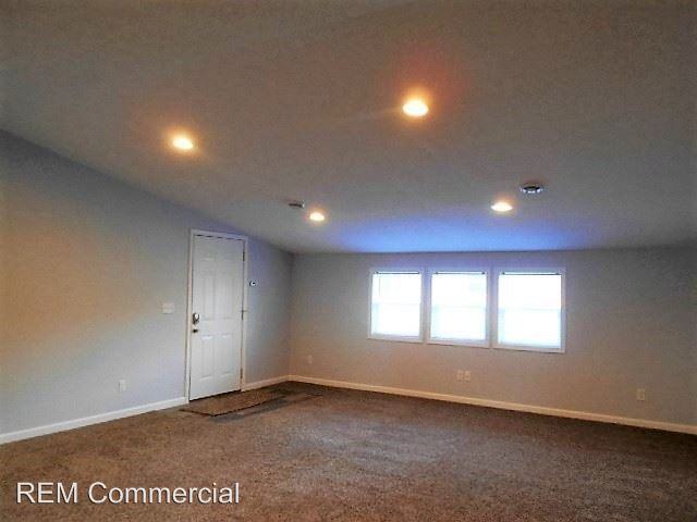 11422 Cleveland Ave NW - Photo 3 of 12