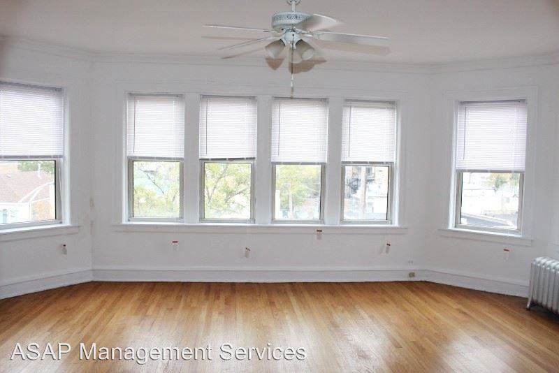 5614-18 N. Kimball - Photo 2 of 4