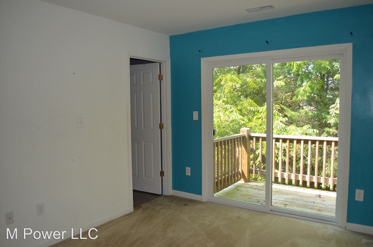 9251 Travellers Ct - Photo 2 of 7