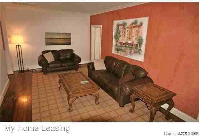 811 E Morehead St #6 - Photo 3 of 6