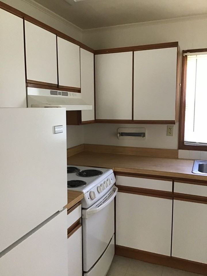 1112 Hoover Ave - Photo 2 of 5