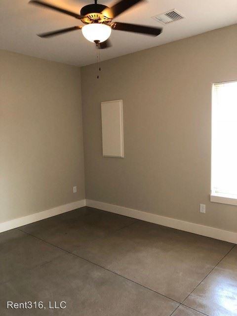 920 W. Onewood Pl 922 W. Onewood Pl - Photo 2 of 9