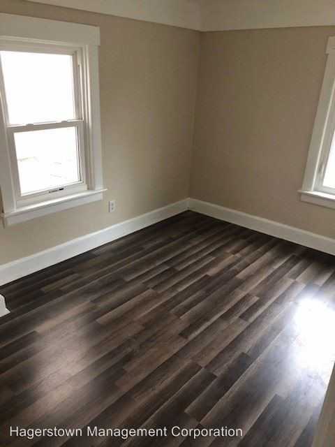 114-116 W North Ave - Photo 2 of 11