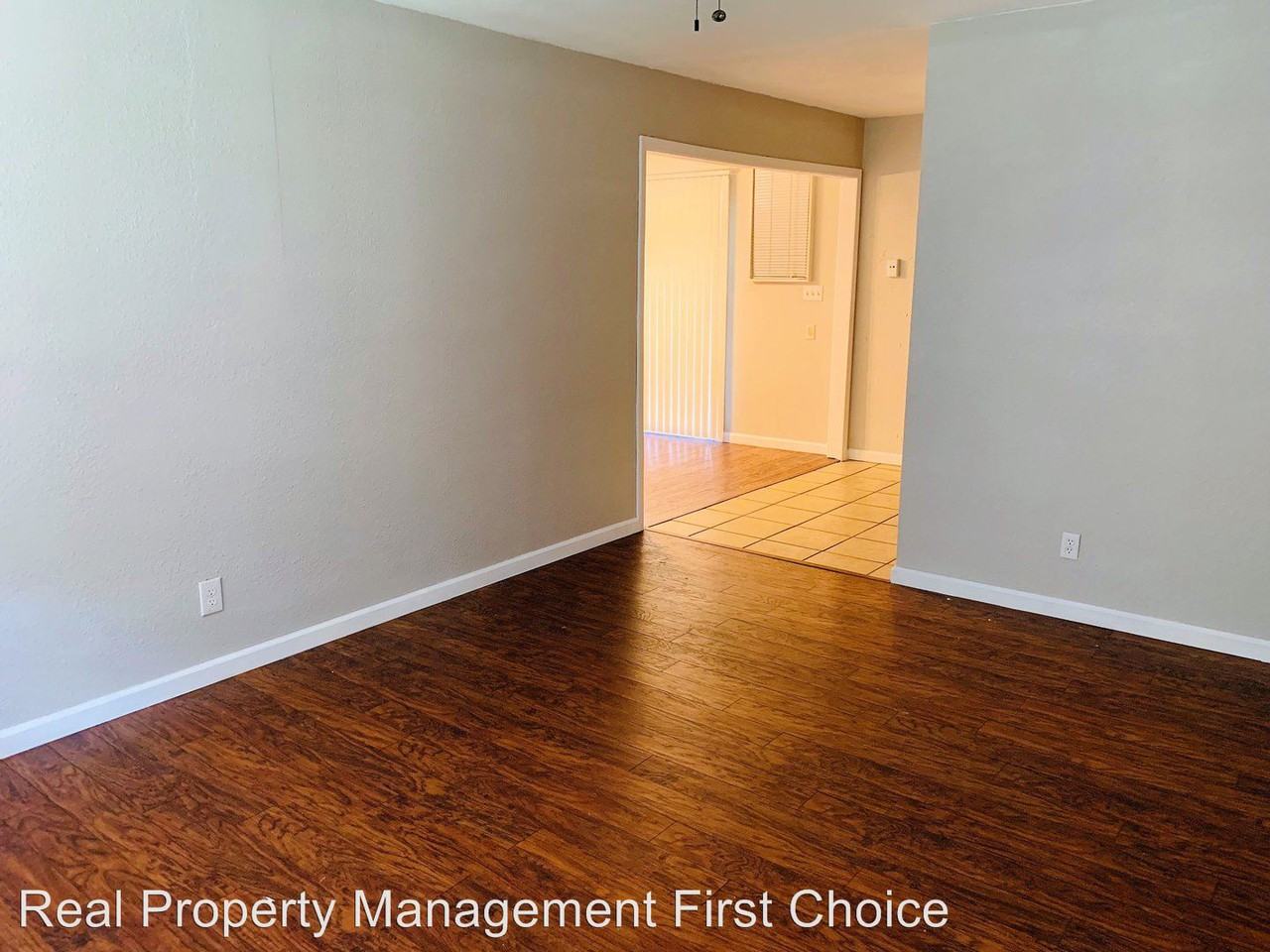 1811 Utica St - Photo 2 of 30