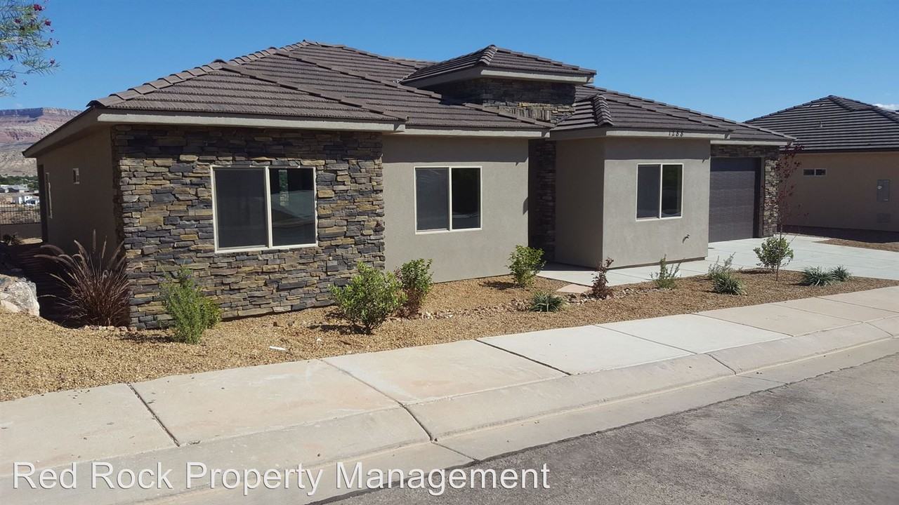 1288 N Main St - Photo 2 of 50