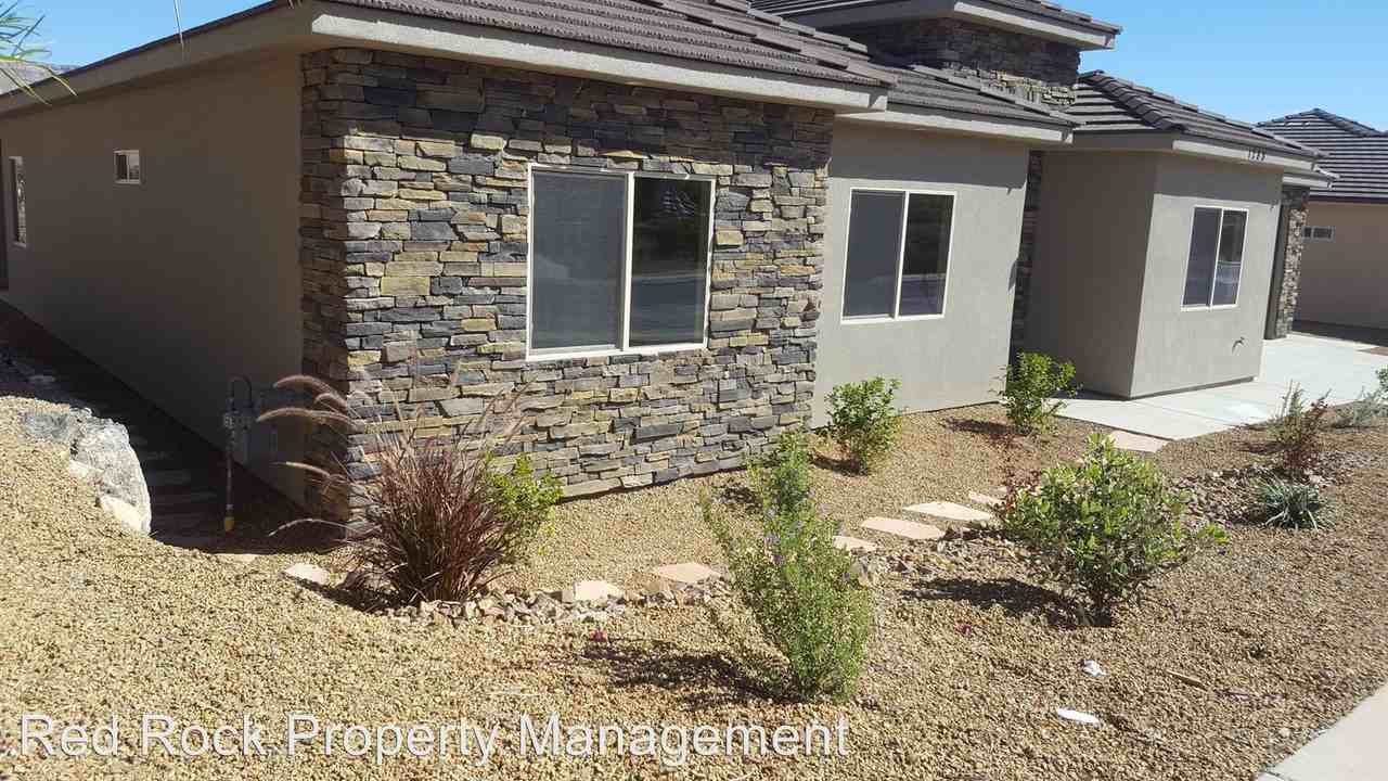 1288 N Main St - Photo 3 of 50