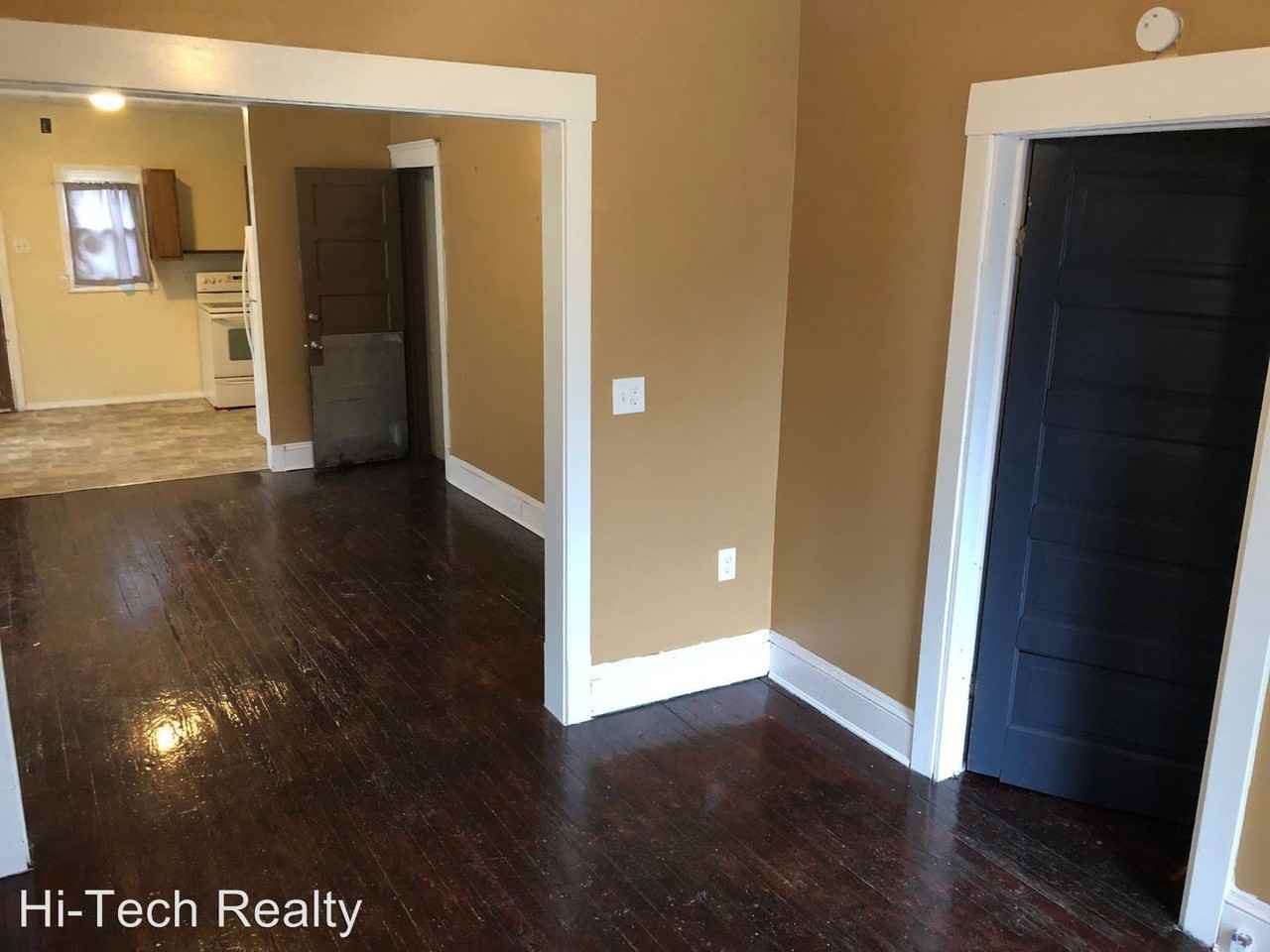 1285 W 91st Street - Photo 3 of 7