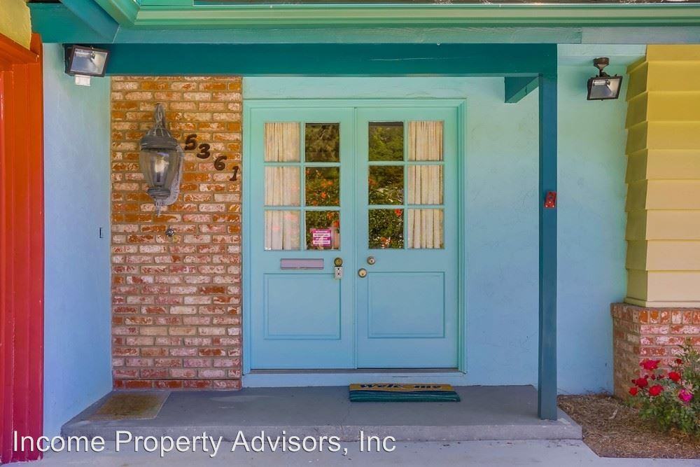 5361 Vickie Dr - Photo 2 of 24