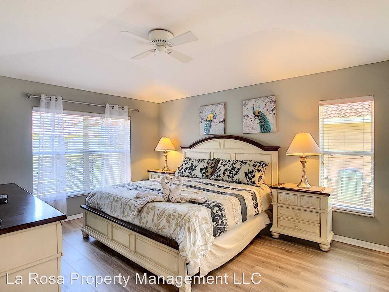 234 Cordova Ave - Photo 2 of 4