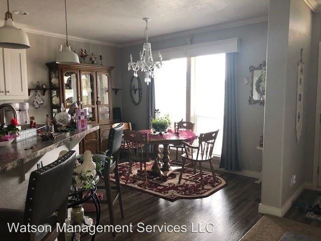 1120 Linn Way - Photo 2 of 41