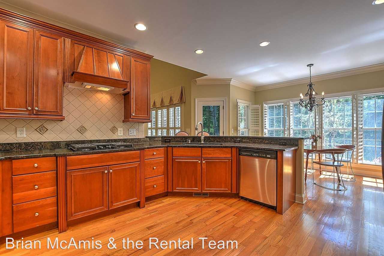 111 Lands End Ct - Photo 2 of 41