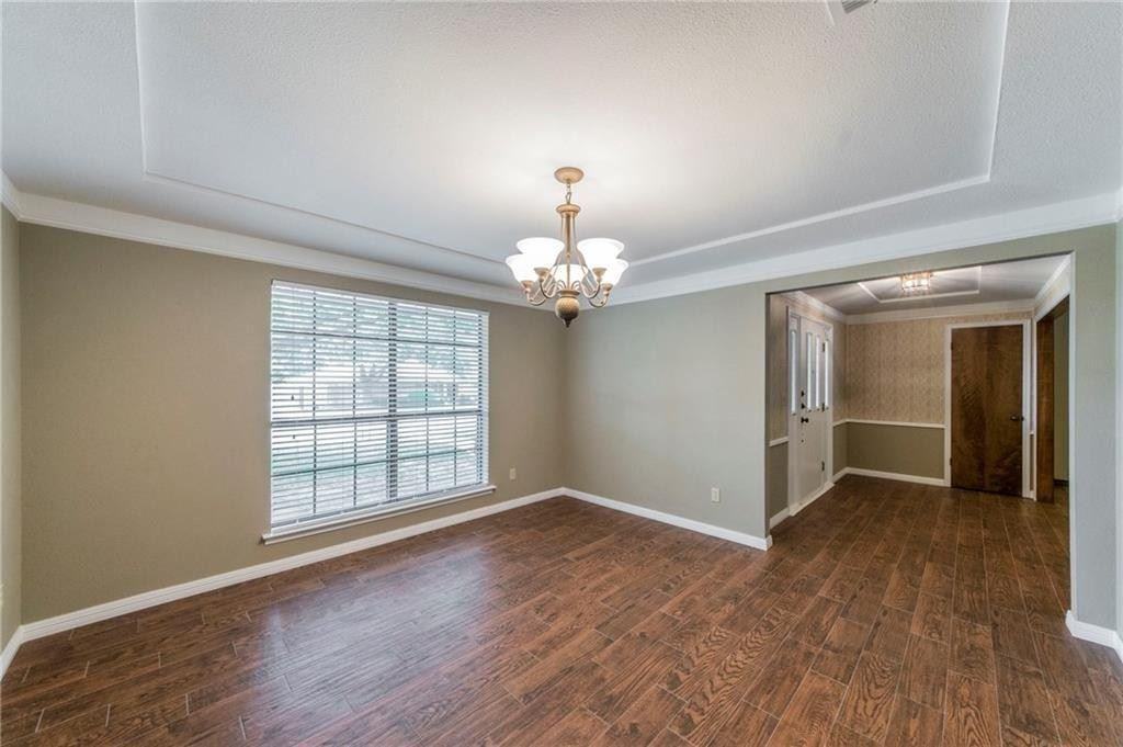 4421 Quail Hollow Rd - Photo 3 of 16