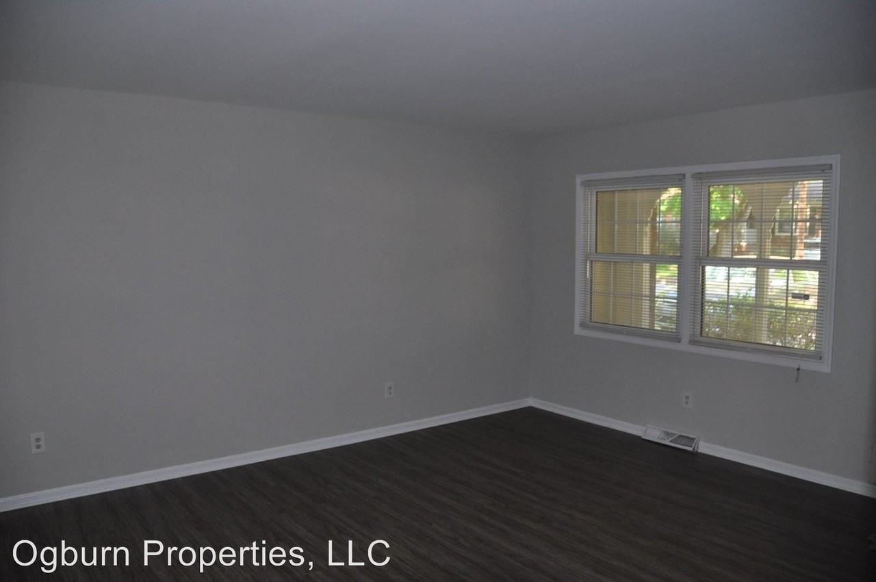 1628 Benbow St - Photo 2 of 11