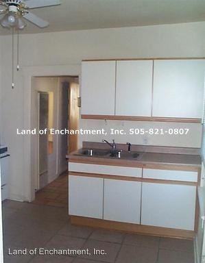 1307 6th St NW - Photo 3 of 11