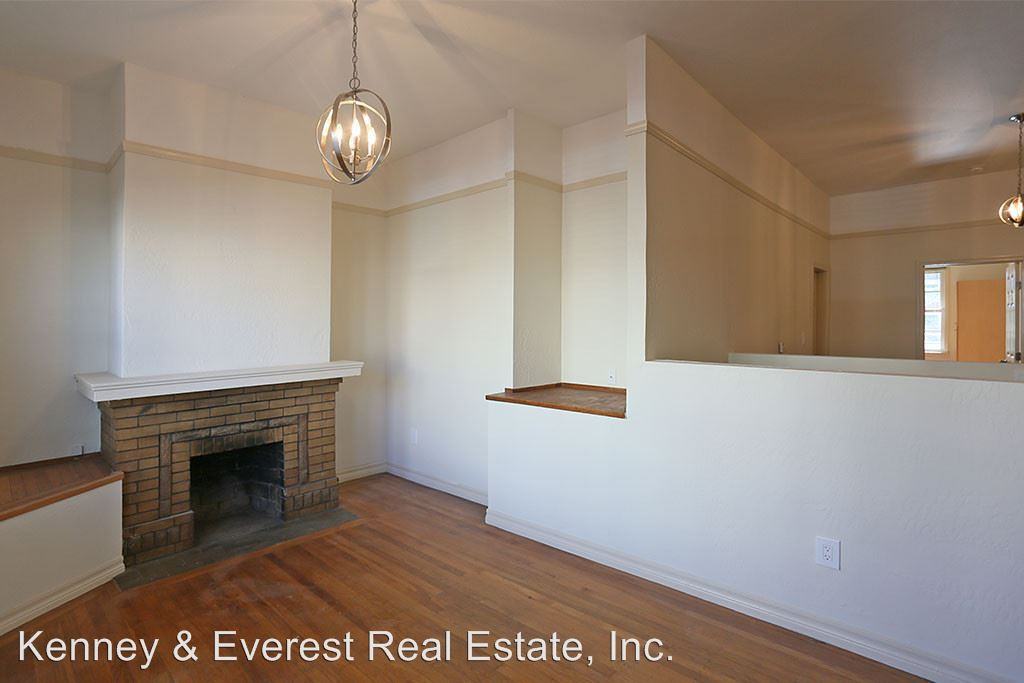 649 Spruce St - Photo 2 of 22