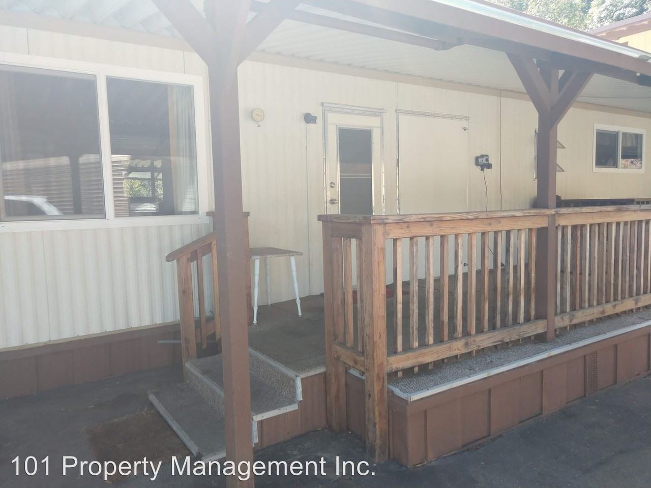 1250 Marina Dr - Photo 2 of 25