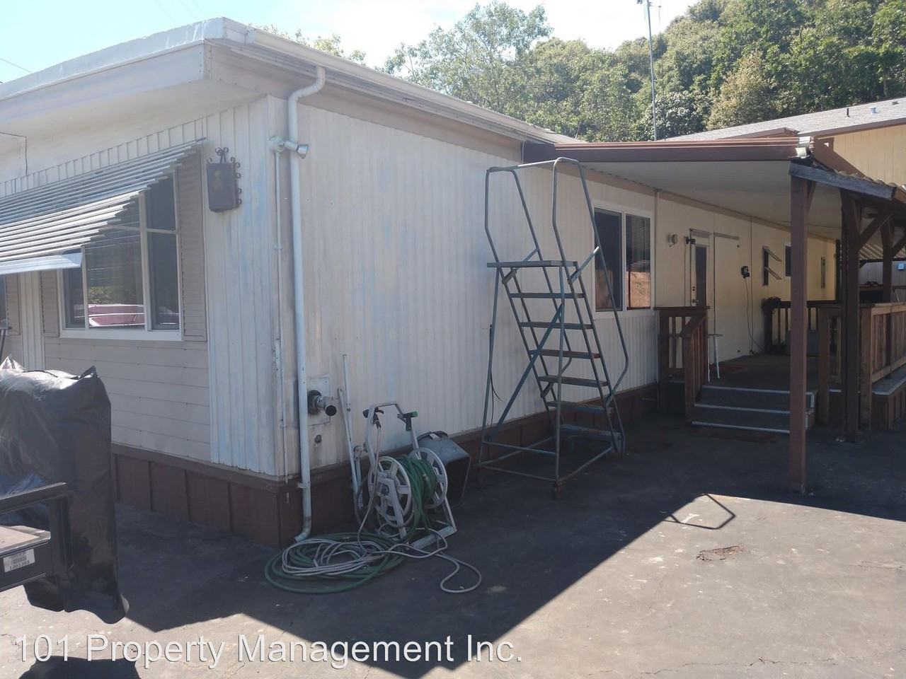 1250 Marina Dr - Photo 3 of 25