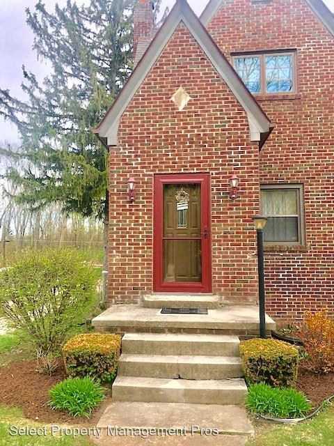 4708 Palatine Dr - Photo 3 of 23