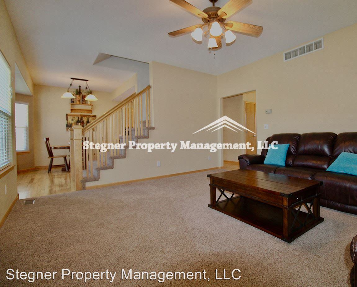 1814 Thyme Ct - Photo 2 of 15