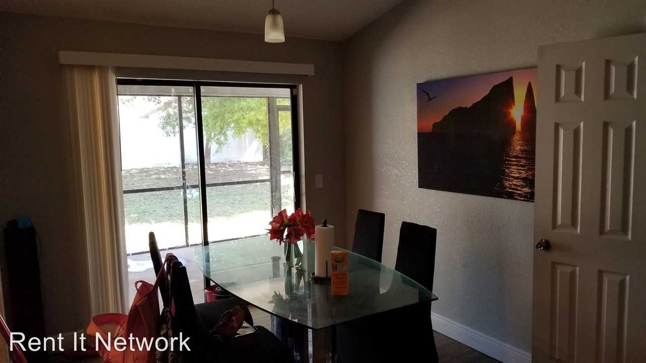 7432 Canvasback Dr - Photo 2 of 5