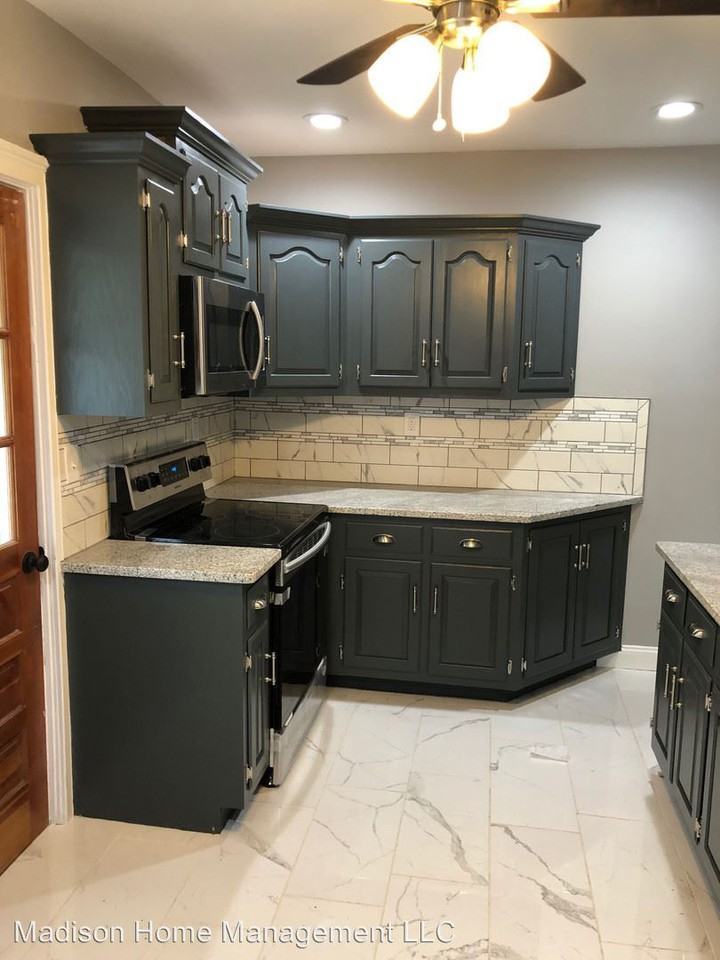 1450 Shimerville Rd - Photo 2 of 50