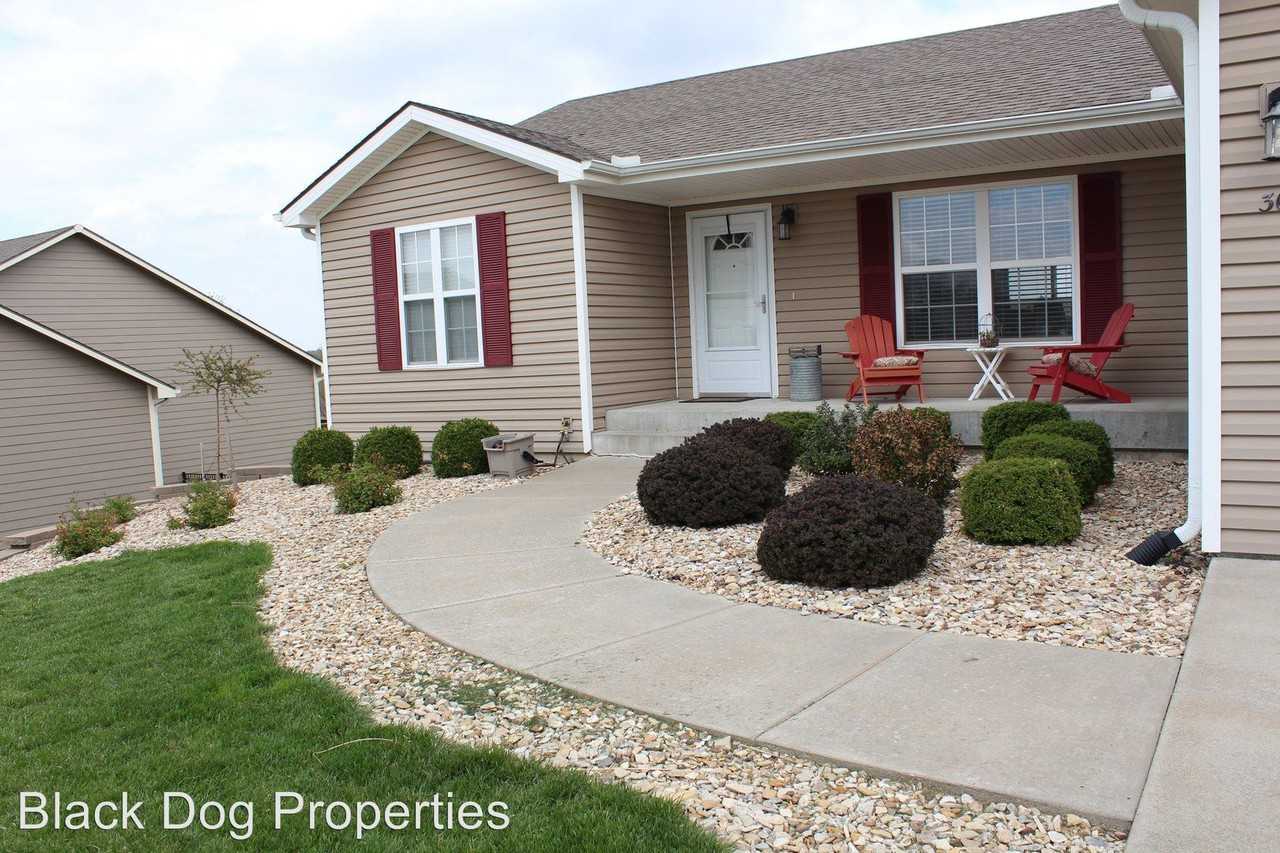 304 Highland Pointe Dr - Photo 2 of 21