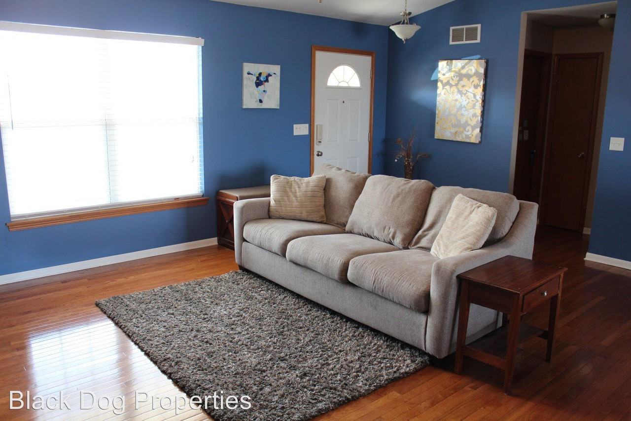 304 Highland Pointe Dr - Photo 3 of 21