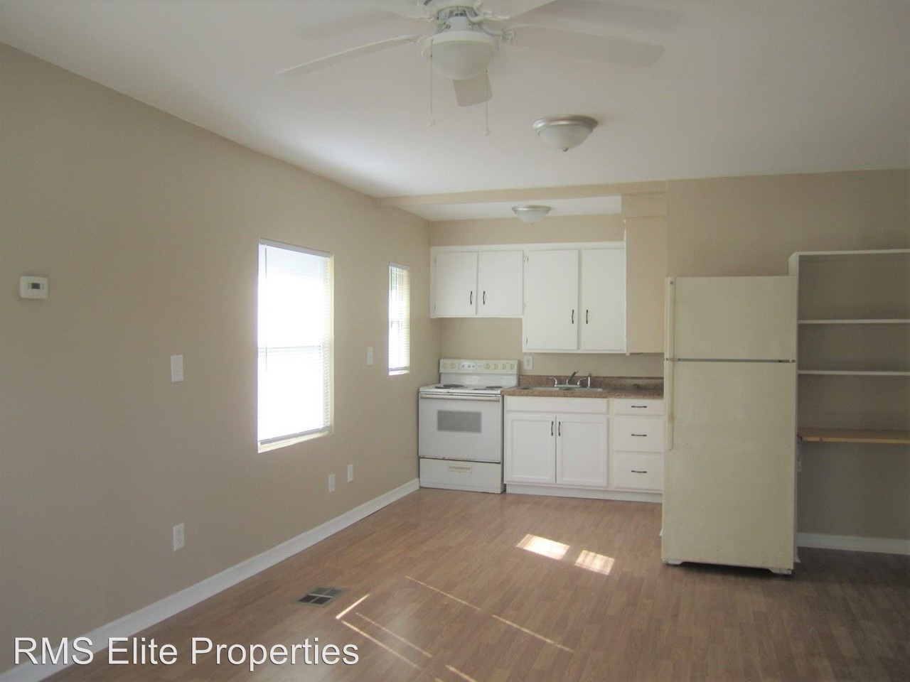 986 22nd Ave S #3 - Photo 3 of 11