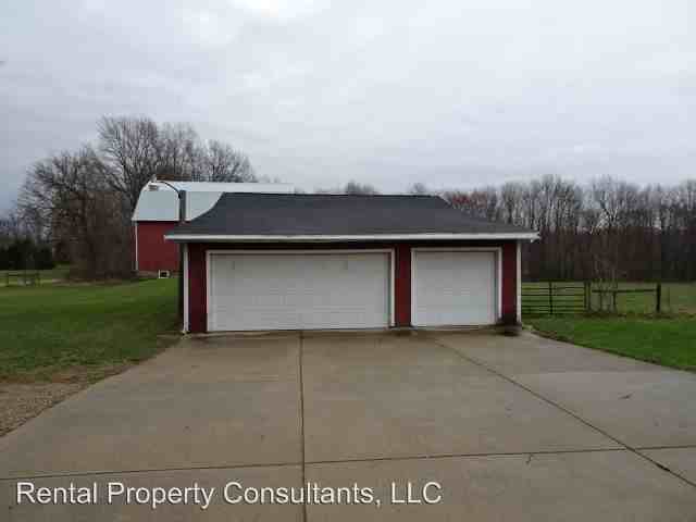 1496 117th Ave - Photo 3 of 25