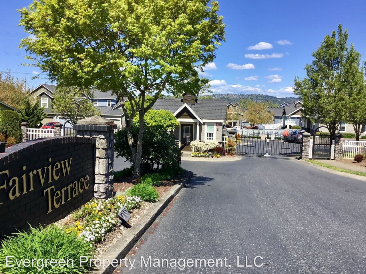 21575 NE Willow Glen Rd - Photo 2 of 23