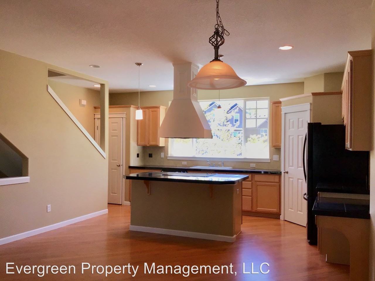 21575 NE Willow Glen Rd - Photo 3 of 23