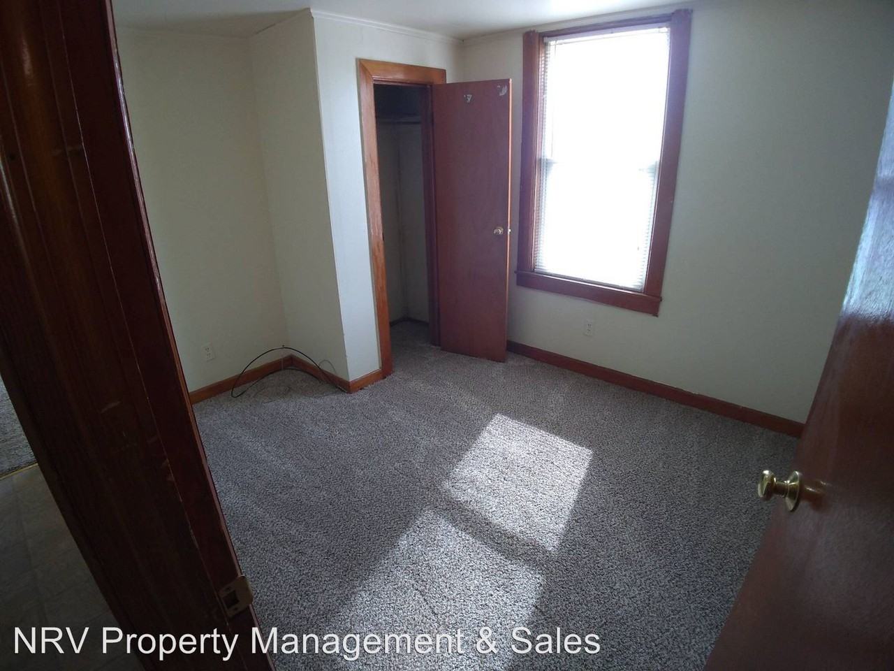 1009a High St - Photo 2 of 7