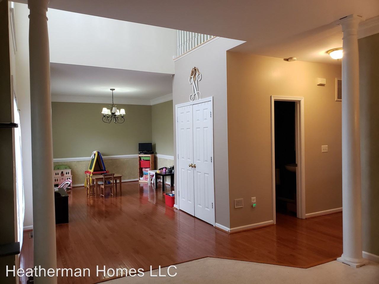 6 Blacksmith Ct - Photo 3 of 24