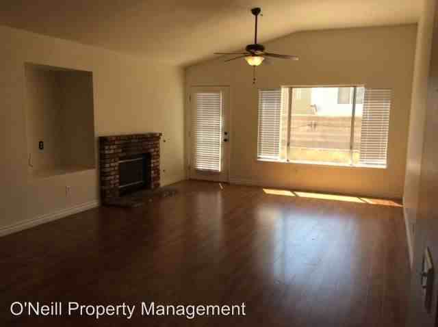 15023 Fox Ridge Dr - Photo 2 of 11