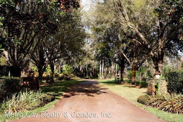 925 Island Grove Dr - Photo 2 of 26