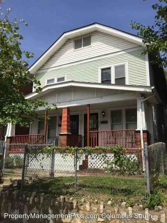 890 E Livingston Ave - Photo 2 of 16