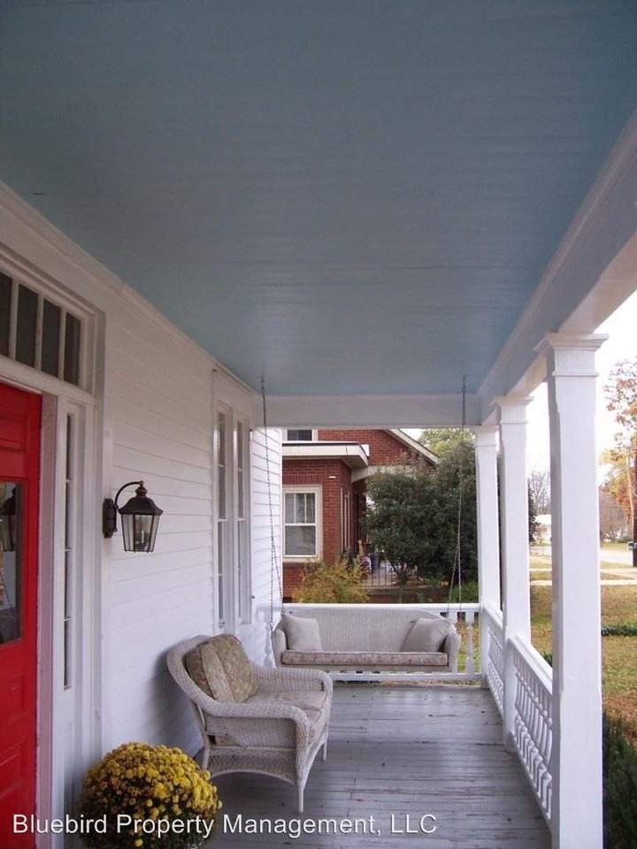 217 Hudson St - Photo 2 of 18