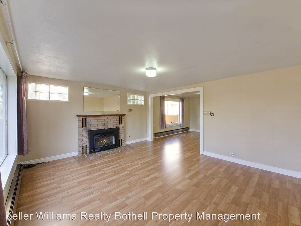 7826 228th St SW - Photo 3 of 10