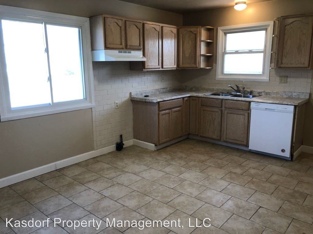 6627 W Brentwood Ave - Photo 3 of 18