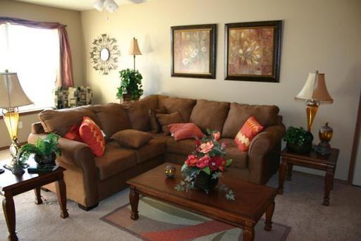 316 E Laura St - Photo 3 of 8