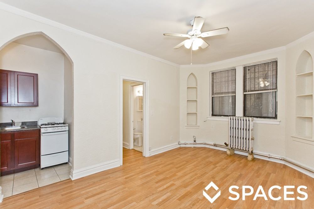 4829 N Damen Ave - Photo 2 of 6