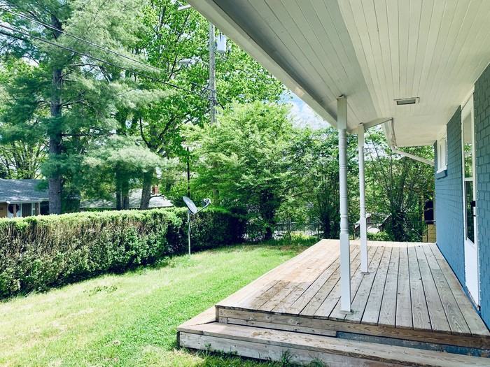 34 Jeffress Ave - Photo 3 of 20