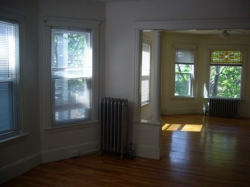 116 Grant St - Photo 2 of 4