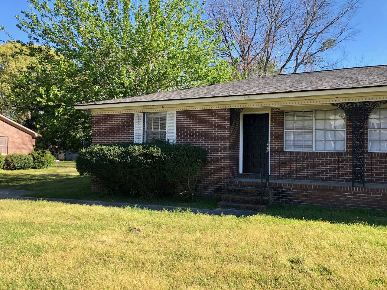 1032 Harbor View Rd - Photo 2 of 10