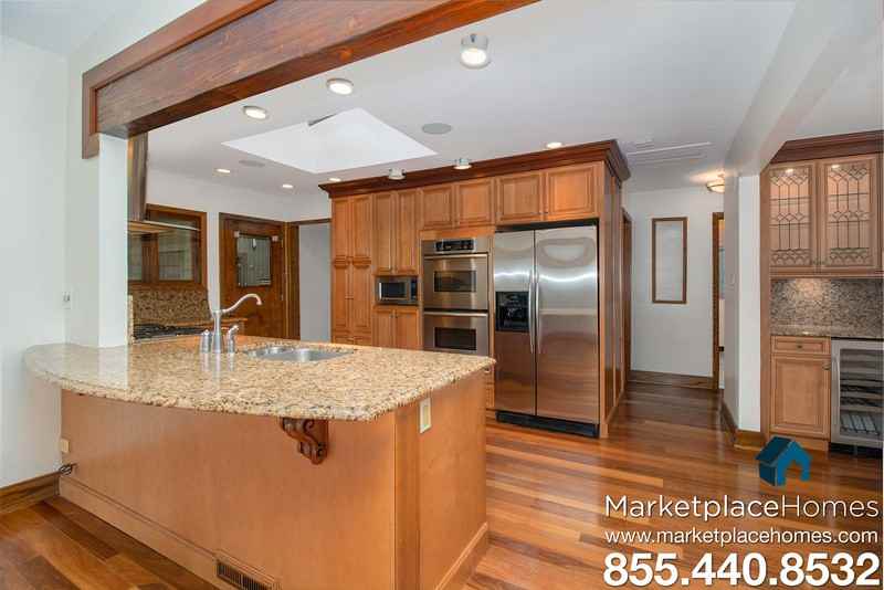12504 S 90th Ave - Photo 3 of 16