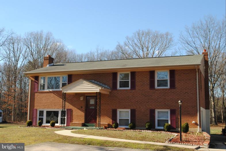 3953 Old Washington Rd, Waldorf, MD 20602 3 Bedroom House for 1,950